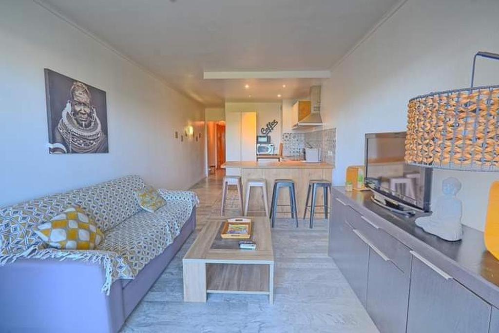 Juan Les Pins Tanit Studio Climatise Vue Sur Mer Piscine Antibes Ngoại thất bức ảnh