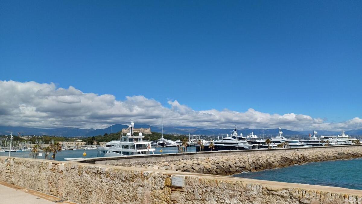 Juan Les Pins Tanit Studio Climatise Vue Sur Mer Piscine Antibes Ngoại thất bức ảnh